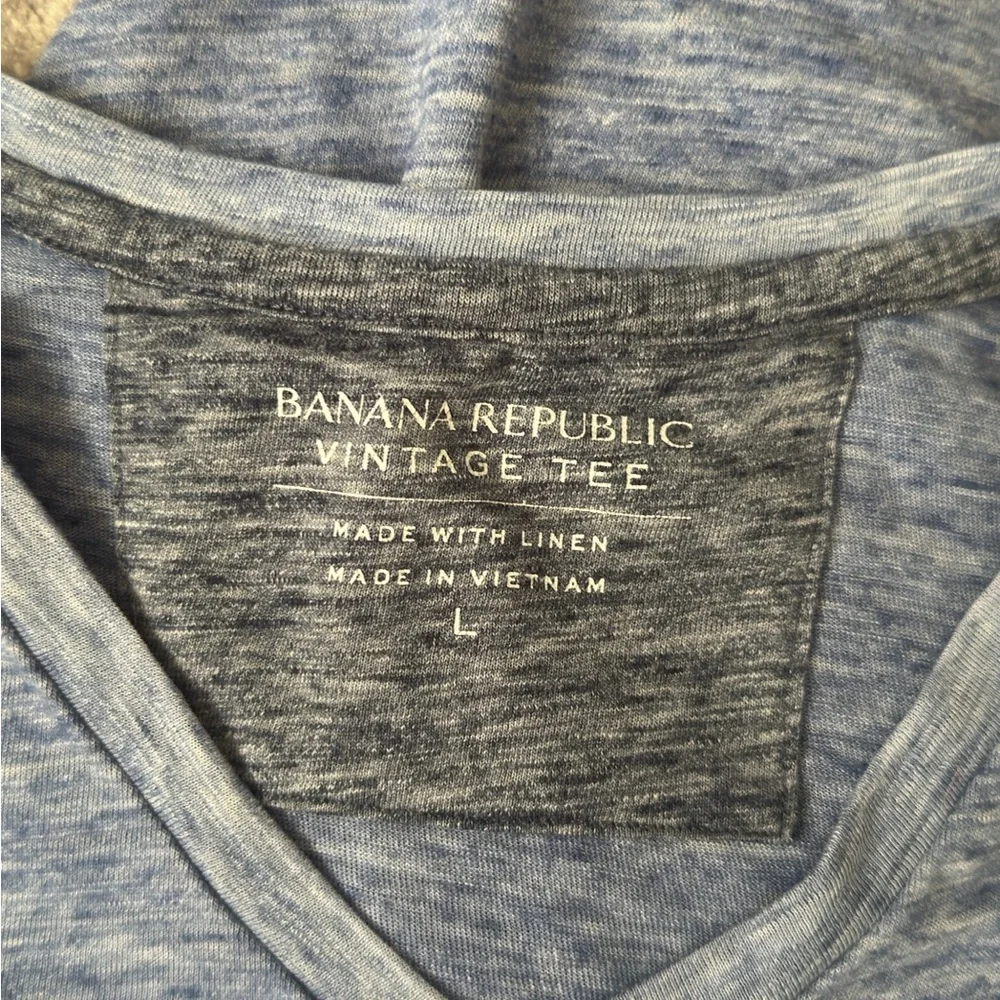 VTG Banana Republic Slate‎ Blue V-Neck Tee Sz Large